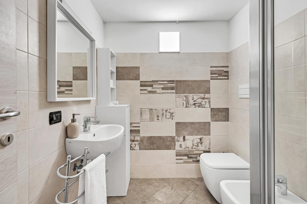 Loft Daiquiri Nel Centro Di Milano, Via Sottocorno, Porta Vittoria Apartment Ngoại thất bức ảnh